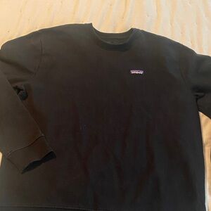 Patagonia Black Crewneck Sweater